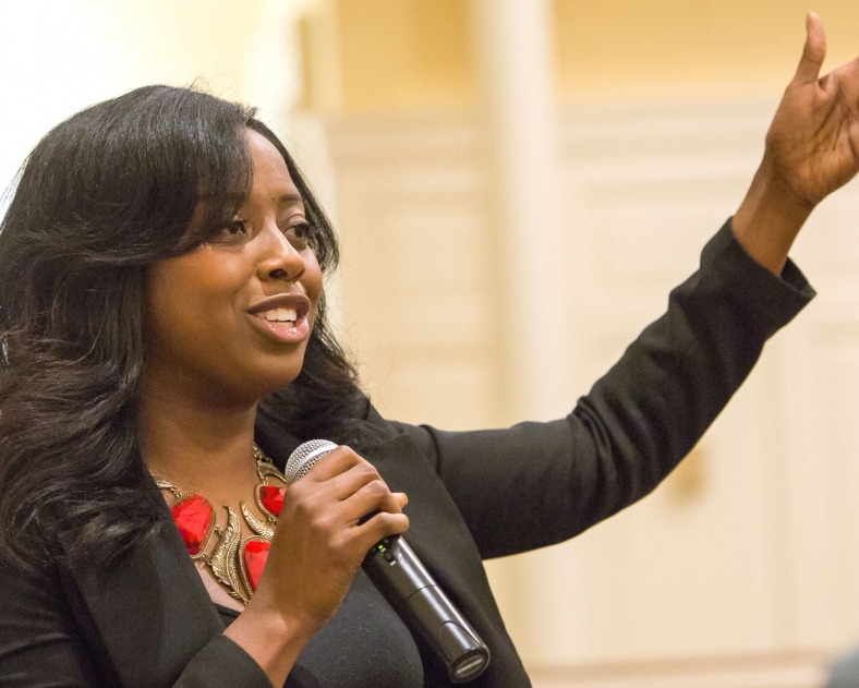 Home-Page-Woman-Preaching-2017